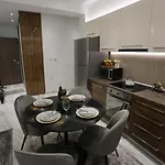 La Luxury Trekke