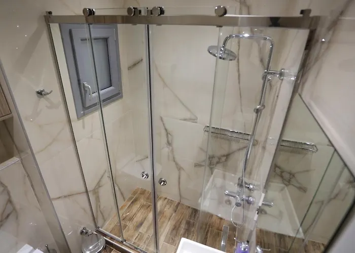 La Luxury Trekke * Lárisza