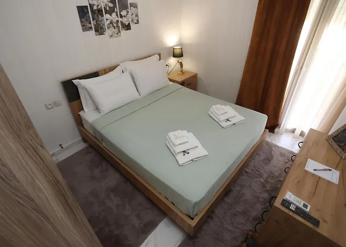 La Luxury Trekke Lárisza